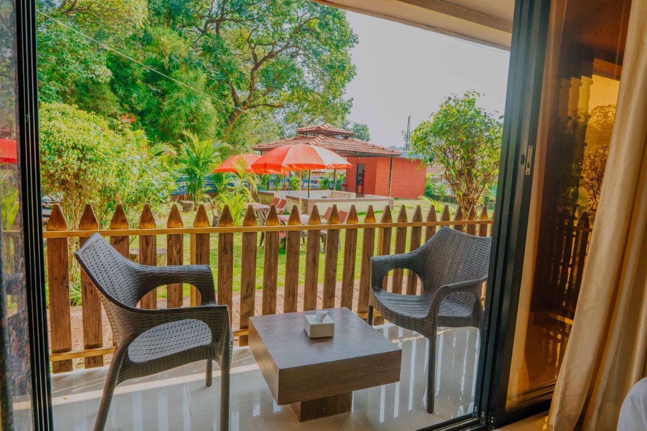 The Oak Woods Hotel Mahabaleshwar Exterior photo
