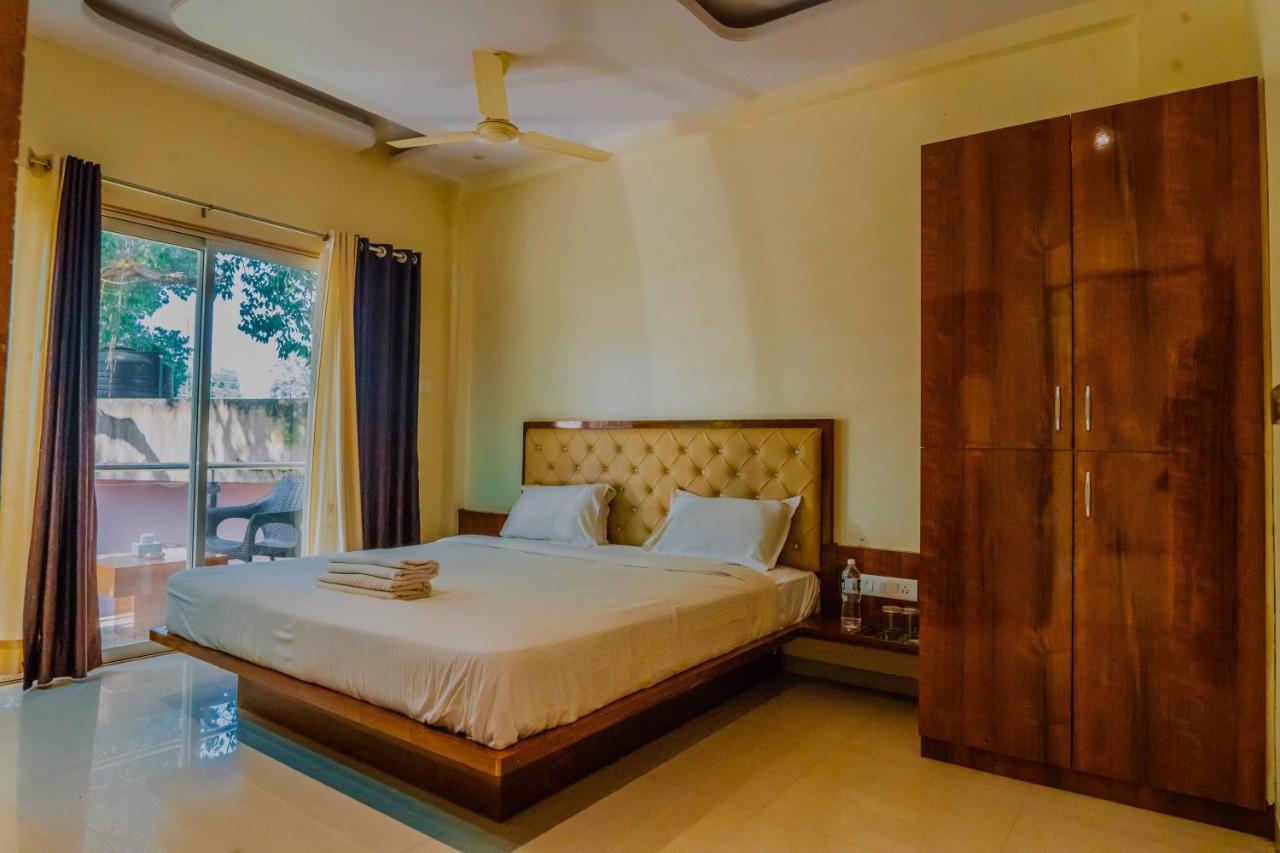 The Oak Woods Hotel Mahabaleshwar Exterior photo