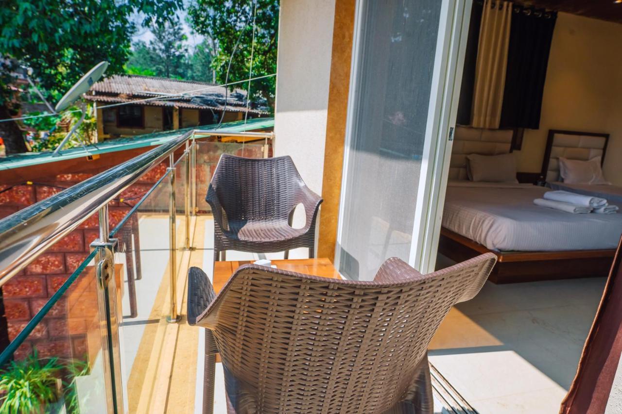 The Oak Woods Hotel Mahabaleshwar Exterior photo